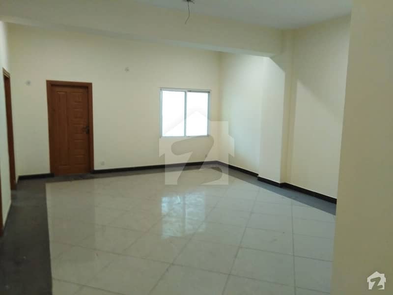 Well-Built Apartment Available In Good Location