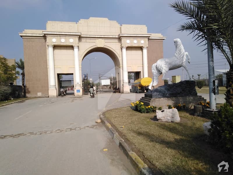 Plot Available For Sale In Riaz Ul Jannah