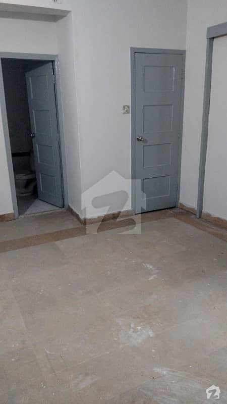 2 Bed Apartment Near Lucky One Mall