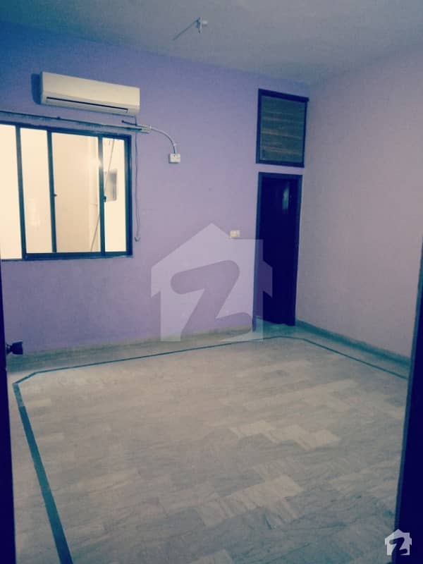 2 Bed DD First Floor  Portion For Rent
