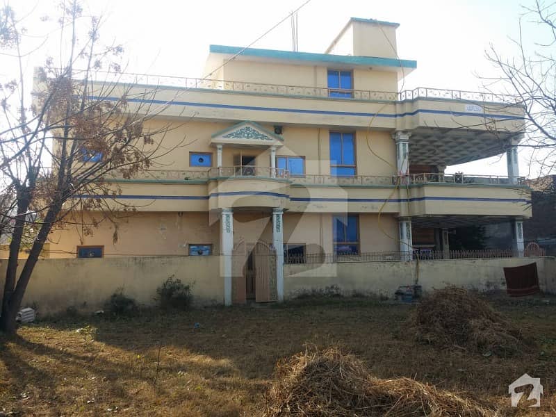 الہ آباد روڈ راولپنڈی میں 6 کمروں کا 16 مرلہ مکان 4 کروڑ میں برائے فروخت۔