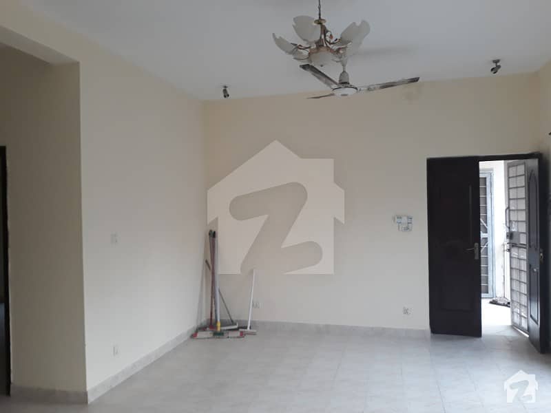 2 Bed flat for Sale Bahria Town Phase 8