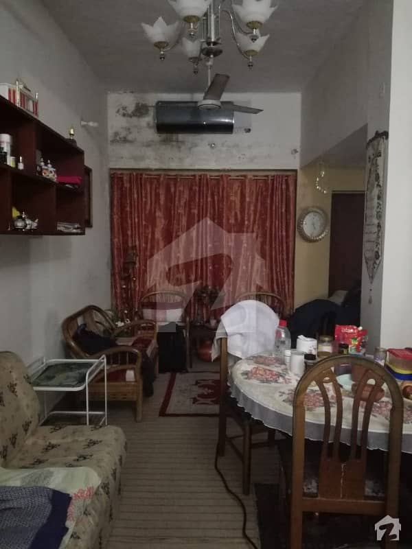 گلبرگ 1 گلبرگ لاہور میں 2 کمروں کا 10 مرلہ مکان 1.7 کروڑ میں برائے فروخت۔