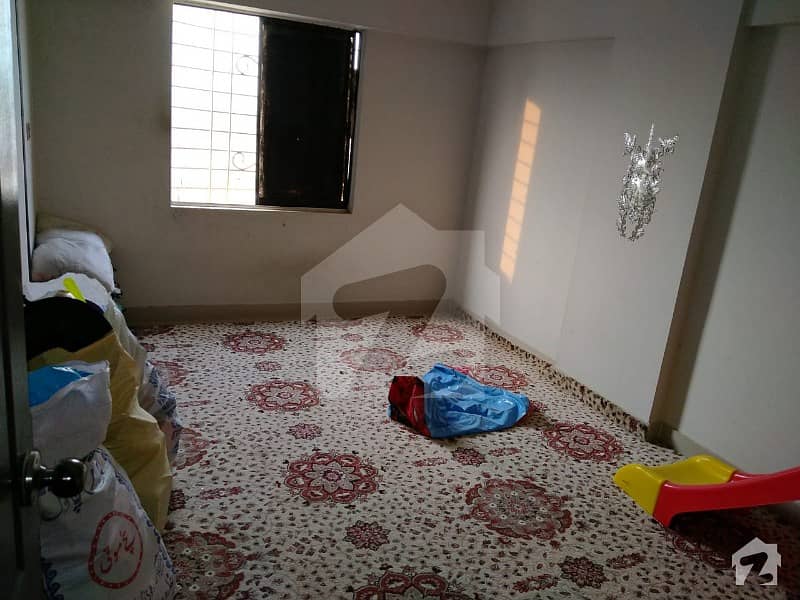 کورنگی کراچی میں 2 کمروں کا 3 مرلہ فلیٹ 45 لاکھ میں برائے فروخت۔