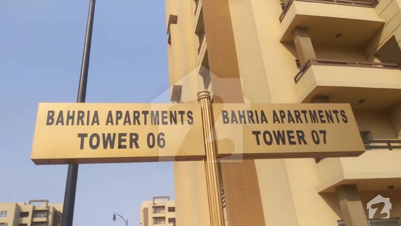 بحریہ ٹاؤن - پریسنٹ 19 بحریہ ٹاؤن کراچی کراچی میں 2 کمروں کا 4 مرلہ فلیٹ 57 لاکھ میں برائے فروخت۔
