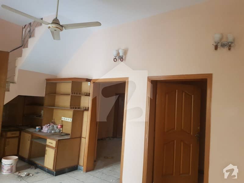 10 Marla Double Storey House Available For Rent
