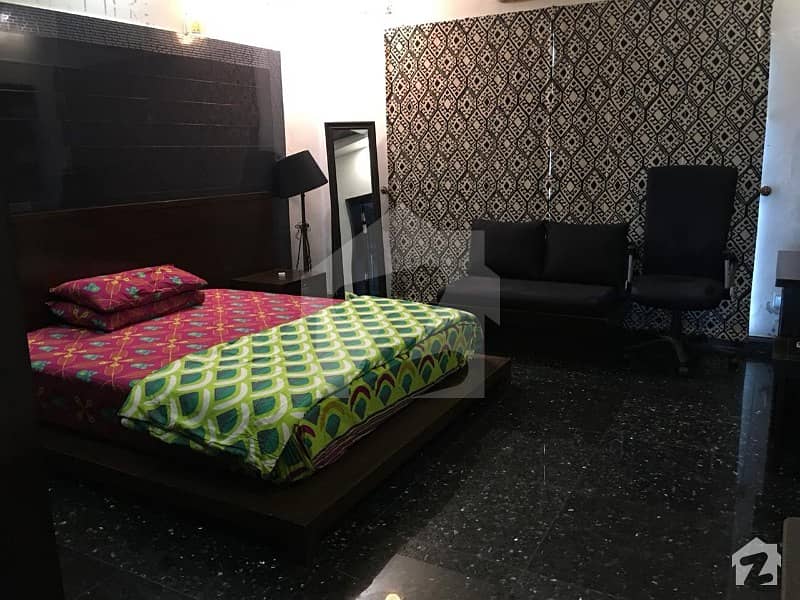 ڈی ایچ اے فیز 5 - بلاک جی فیز 5 ڈیفنس (ڈی ایچ اے) لاہور میں 5 کمروں کا 1 کنال مکان 5.5 کروڑ میں برائے فروخت۔