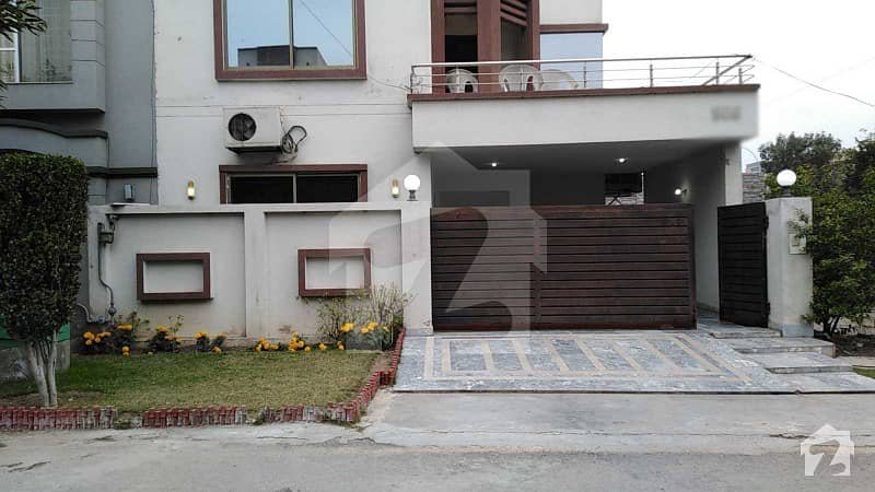 8 Marla Used House For Sale In Sector B Bahria Town Lahore