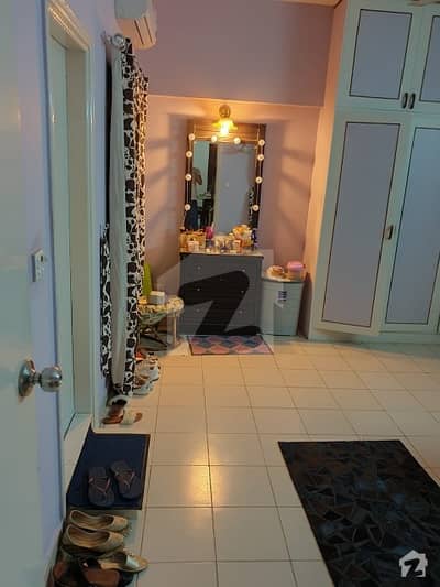 3 Bed With Attached Washroom Drawing Dining 2 Reserve Car Parking West Open Corner Flat Available For Sale 3 Bed With Attached Washroom Drawing Dining 2 Reserve Car Parking West Open Corner Flat Available For Sale