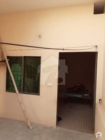 جناح کالونی لاہور میں 3 کمروں کا 3 مرلہ مکان 12.5 لاکھ میں کرایہ پر دستیاب ہے۔