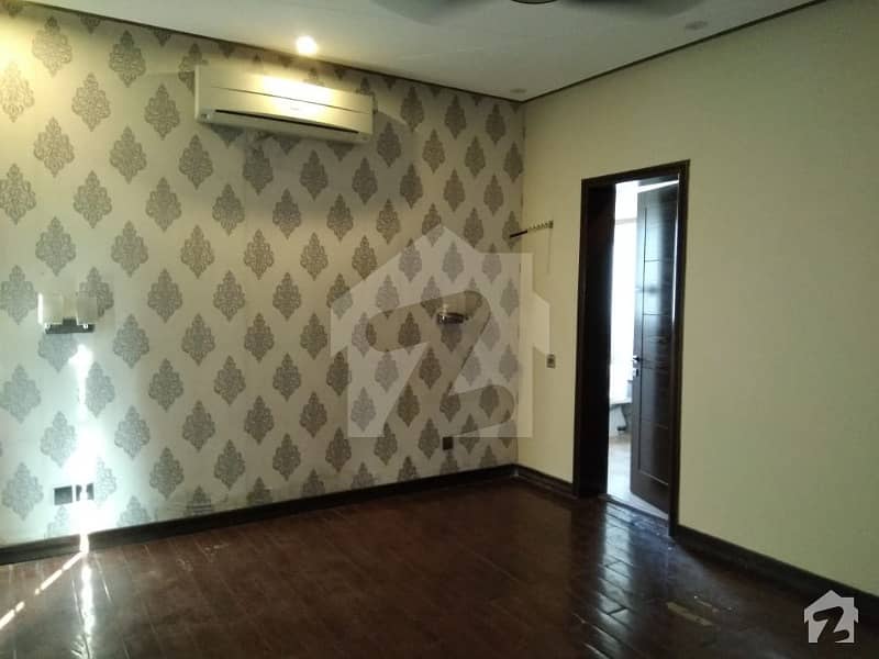 House For Rent  Near Park  Commercial Market   Macdonald In DHA Phase 3 W