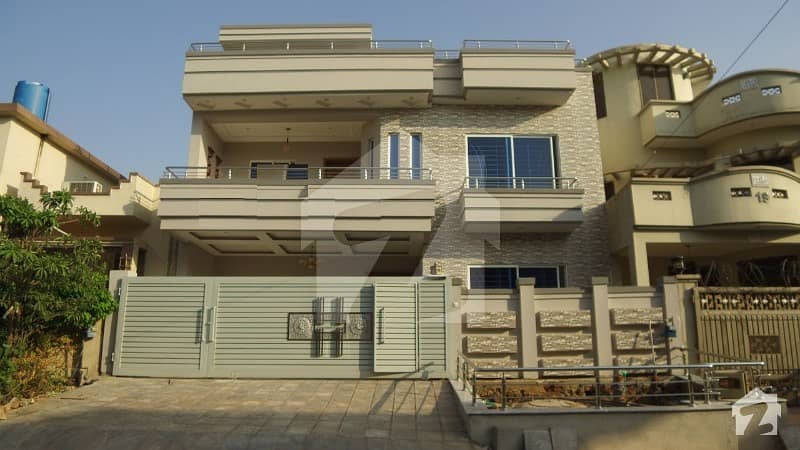 BRAND NEW 35x70 HOUSE IS AVAVIBLE FOR SALE AT G13