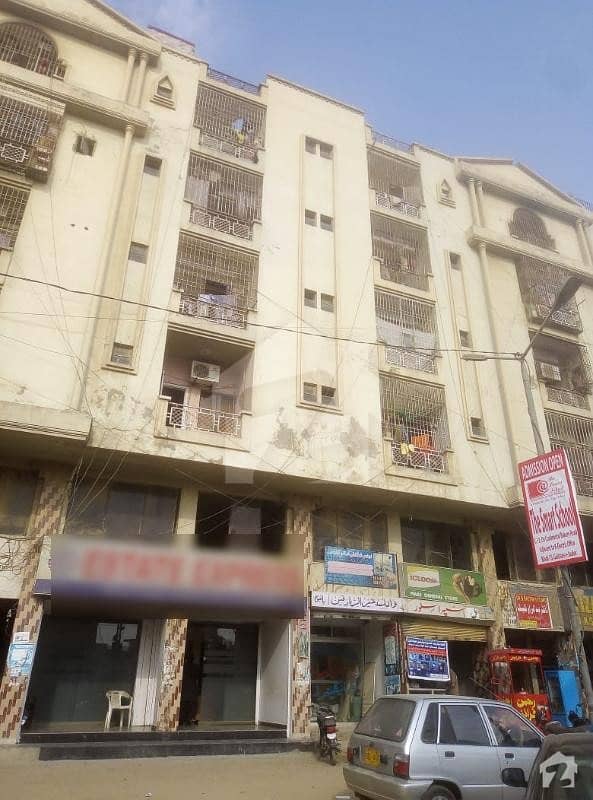 گلستانِِ جوہر ۔ بلاک 3 گلستانِ جوہر کراچی میں 2 کمروں کا 3 مرلہ فلیٹ 40 لاکھ میں برائے فروخت۔
