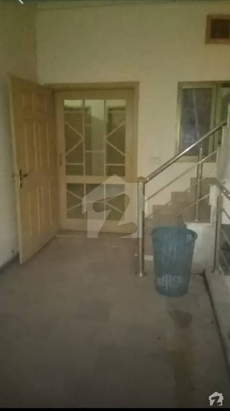 Hostel Room On Sharing For Rent In Block R1 Johar Town