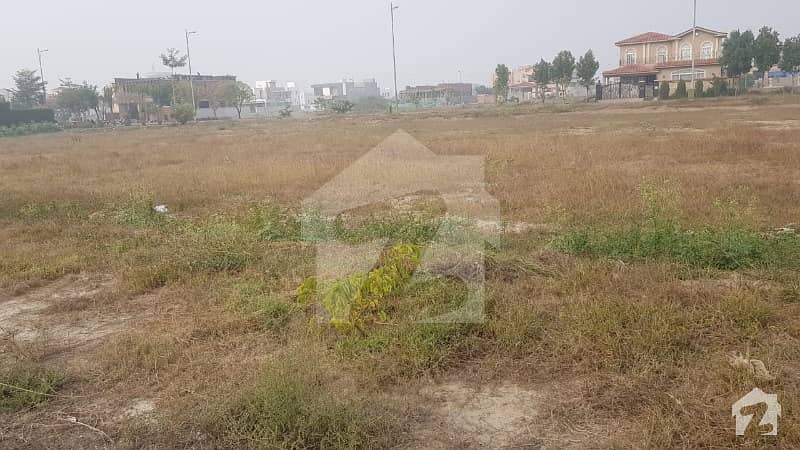 Beautiful Location 1 Kanal Plot No 37 For Sale In Phase 7 Dha