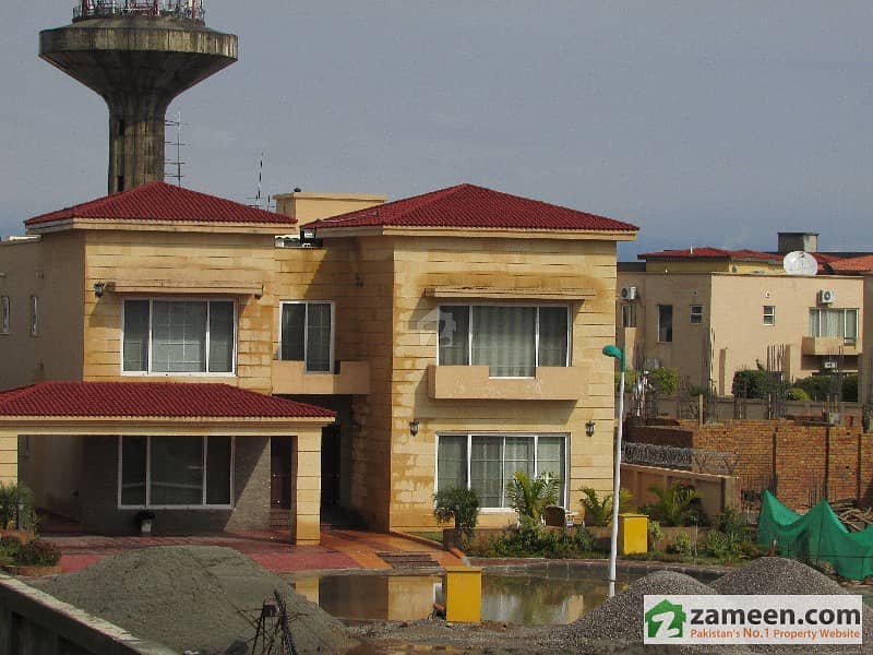 Bahria Garden City - Zone 1 - 1. 7 Kanal 100% Golf View Grey Structure Available For Sale