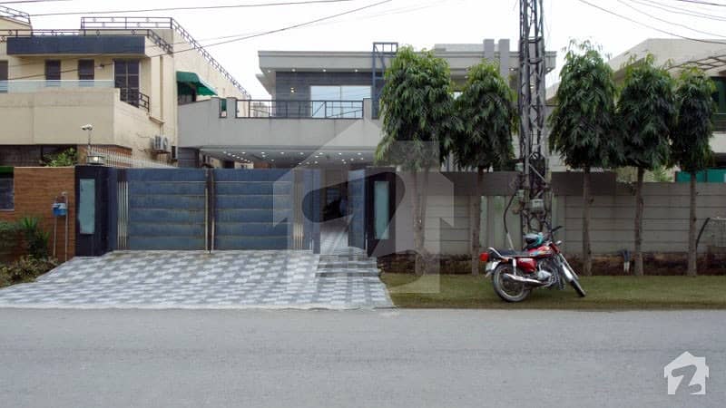 1 Kanal House For Sale In Aa Block Of Dha Phase 4 Lahore