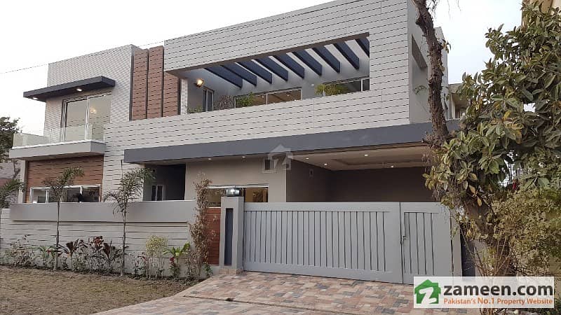 Future Planners Offer 10 Marla Facing Park Superb Design Bungalow For Sale In Dha Phase 4 Future Planners Offer 10 Marla Facing Park Superb Design Bungalow For Sale In Dha Phase 4