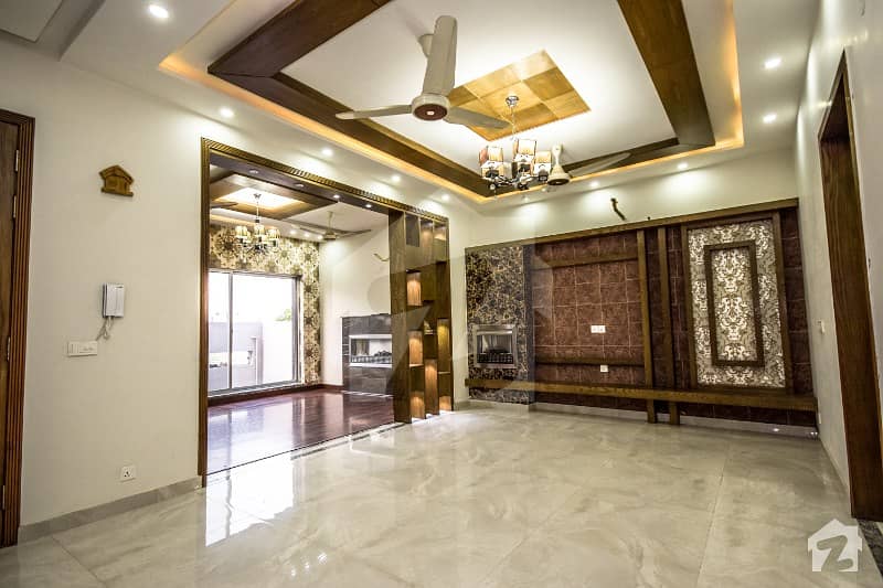 5 Marla Brand New Royal Class Luxury Bungalow For Sale Near By Park and Main Road