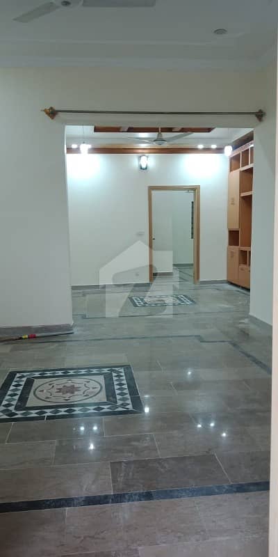 banigala 1 kanal upper portion available for rent Near to Meezan bank