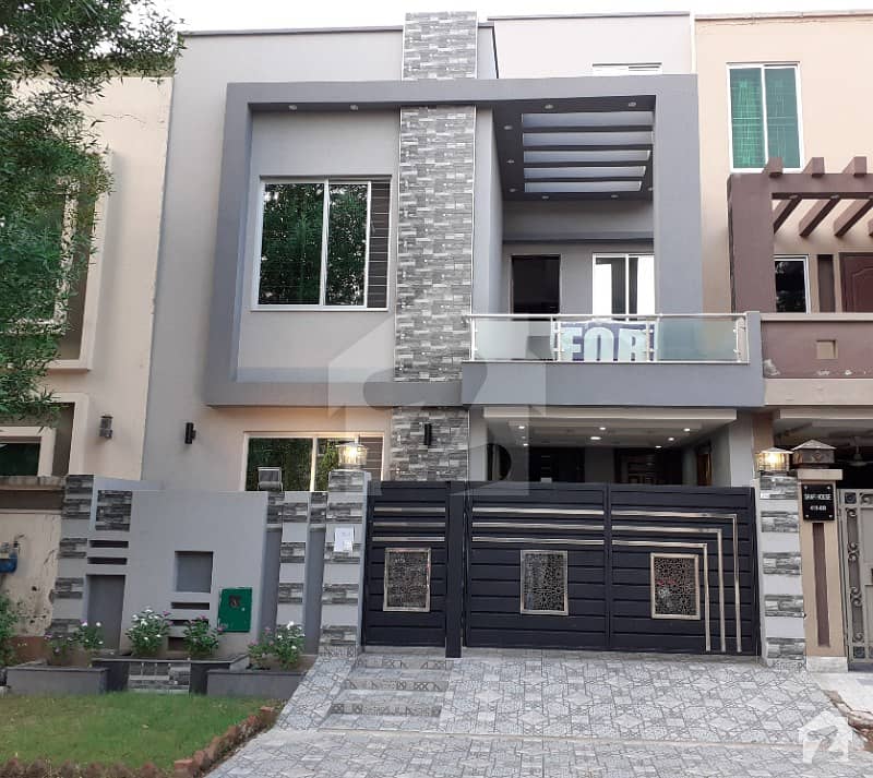 5 Marla Brand New House For Rent In Cc Block Sector D Bahria Town Lahore