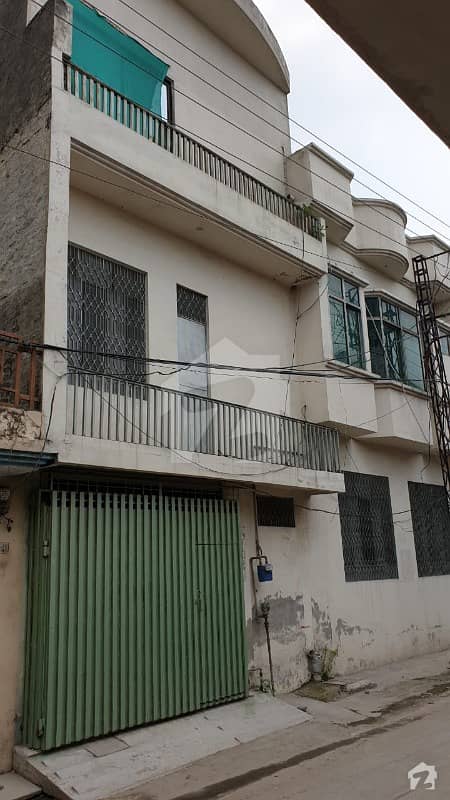 پیپلز کالونی گوجرانوالہ میں 5 کمروں کا 7 مرلہ مکان 1.25 کروڑ میں برائے فروخت۔