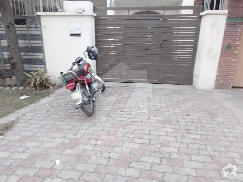 1 Kanal Residential House Is Available For Rent At  Faisal Town Block B  At Prime Location