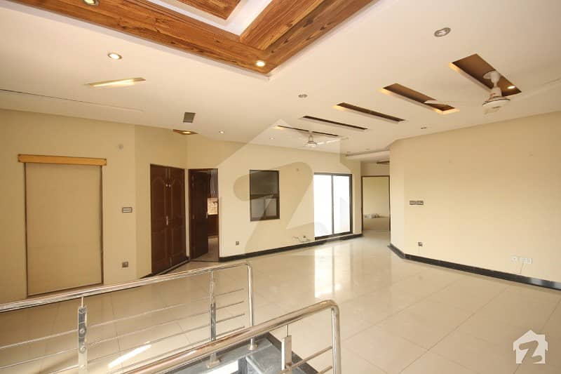 Chohan Offer 1 Kanal Upper Portion for Rent in Phase 5