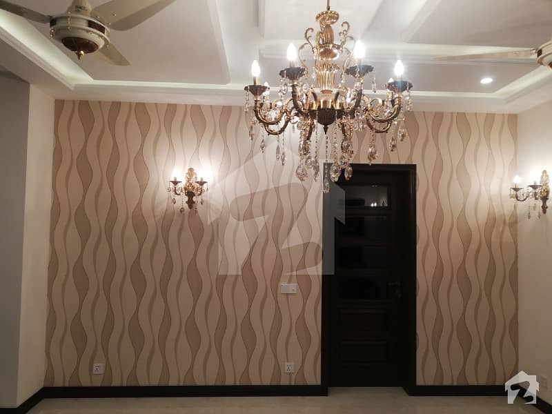 پنجاب گورنمنٹ سرونٹ سوسائٹی لاہور میں 3 کمروں کا 10 مرلہ مکان 1.25 کروڑ میں برائے فروخت۔