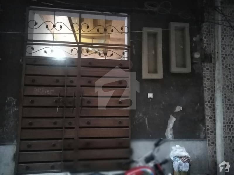 غازی روڈ کینٹ لاہور میں 3 کمروں کا 2 مرلہ مکان 41 لاکھ میں برائے فروخت۔