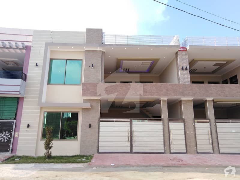 علامہ اقبال ایونیو جہانگی والا روڈ بہاولپور میں 4 کمروں کا 7 مرلہ مکان 1.35 کروڑ میں برائے فروخت۔