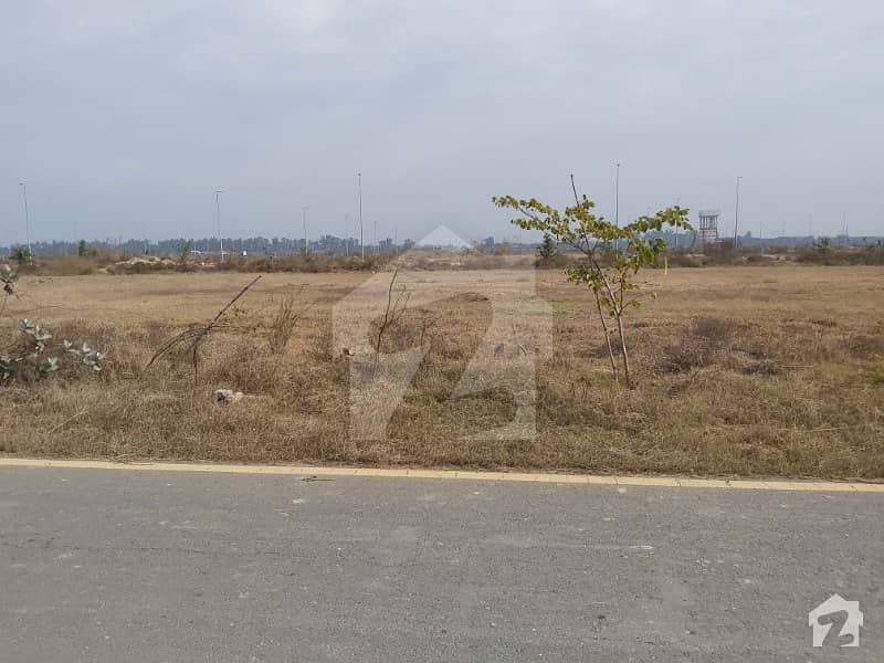 1 Kanal Good Location Lowest Price Plot Y 2614 For Sale