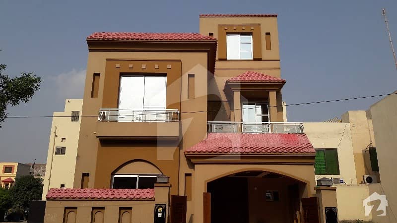 Luxurious 5 Marla Brand New House For Rent In Bahria Town Lahore