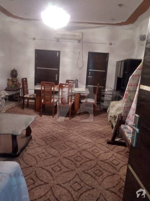 گلستانِ جوہر کراچی میں 7 کمروں کا 16 مرلہ مکان 4.5 کروڑ میں برائے فروخت۔