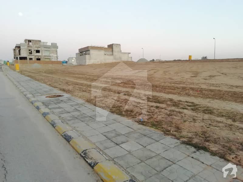 8 Marla Level Ready For Construction Plot For Sale