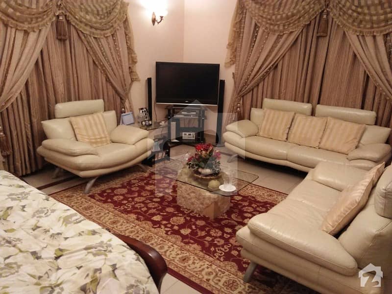 Fully Furnished 600 Sq Yards Bungalow For Sale