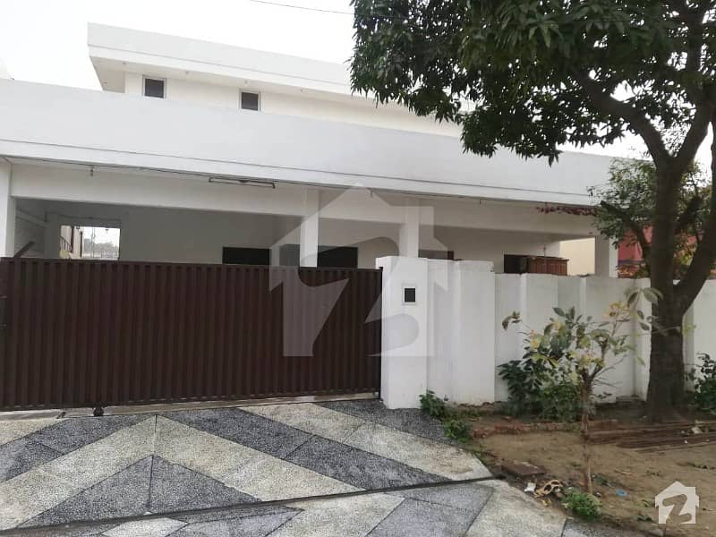 1 Kanal Royal Place Modern Luxury Upper Portion For Rent In DHA Phase 1