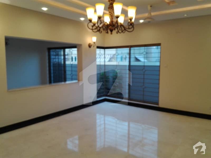 The Beautiful Design 1 Kanal Basement Bungalow For Rent At Prime Location