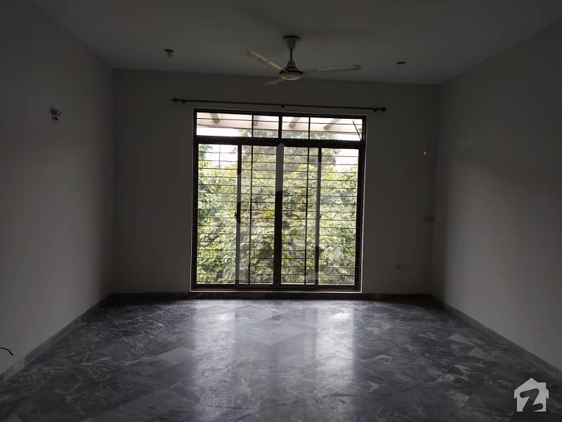 1 Kanal Upper Portion Is Available For Rent In Sui Gas