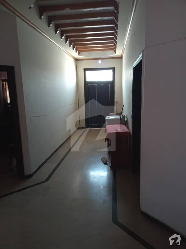 One Kanal Upper Portion Available For Rent Near Nishat School