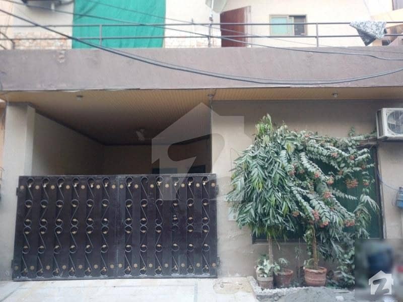 پنجاب کوآپریٹو ہاؤسنگ ۔ بلاک ڈی پنجاب کوآپریٹو ہاؤسنگ سوسائٹی لاہور میں 3 کمروں کا 5 مرلہ مکان 1.1 کروڑ میں برائے فروخت۔