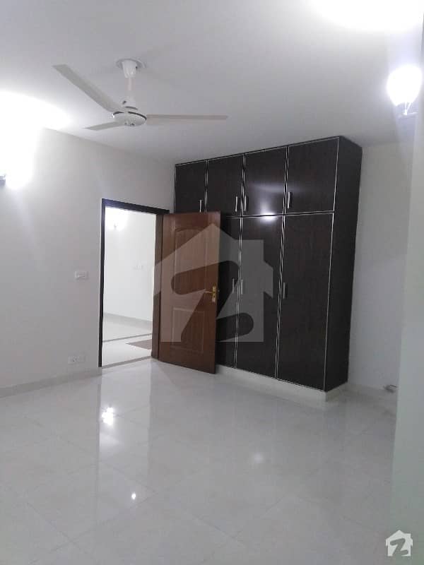 3 Bed Apartment For Rent At Ground Floor In Askari 11