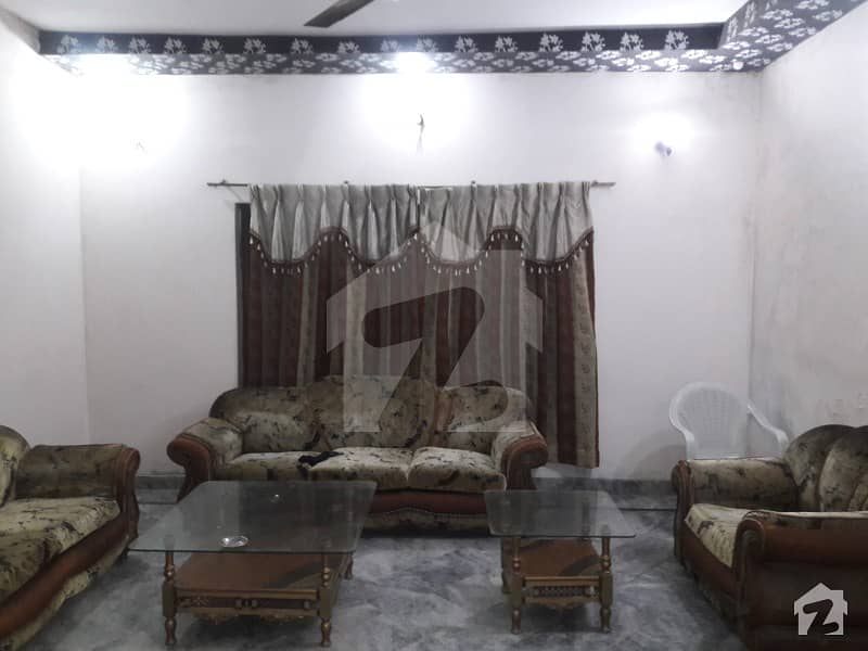 گلشن علی کالونی کینٹ لاہور میں 2 کمروں کا 10 مرلہ مکان 1.7 کروڑ میں برائے فروخت۔