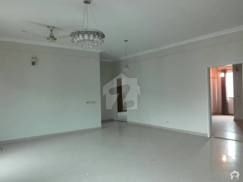 2nd Floor Flat Available For Sale In Askari 4