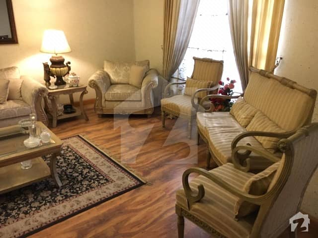 ڈی ایچ اے فیز 2 ڈیفنس (ڈی ایچ اے) لاہور میں 5 کمروں کا 1 کنال مکان 3.45 کروڑ میں برائے فروخت۔