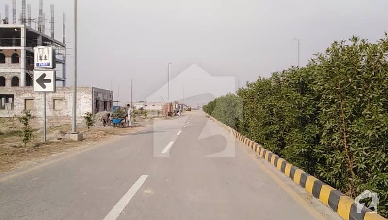 Plot # 261-H For Sale Block H Demand Only 52 Lac
