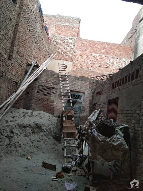 موہنی روڈ لاہور میں 8 کمروں کا 11 مرلہ مکان 2.85 کروڑ میں برائے فروخت۔