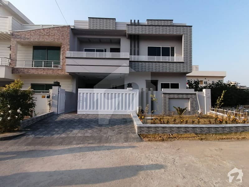 35x70 Brand New House Is Avaible For Sale At G13 Isalamabad