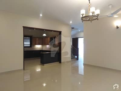 500 Sq Yards Brand New Top Class Optional 2 Units 500 Sq Yards Brand New Top Class Optional 2 Units