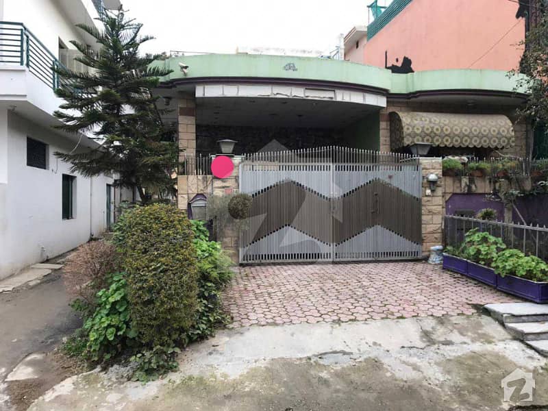 G-11/2 Single Story Beautifull Corner House For Sale